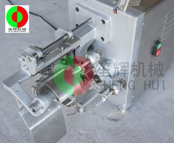 蘋(píng)果削皮機(jī)